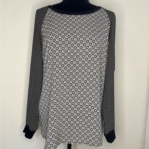 LOFT Geometric Print Lightweight Long Sleeve Top Medium